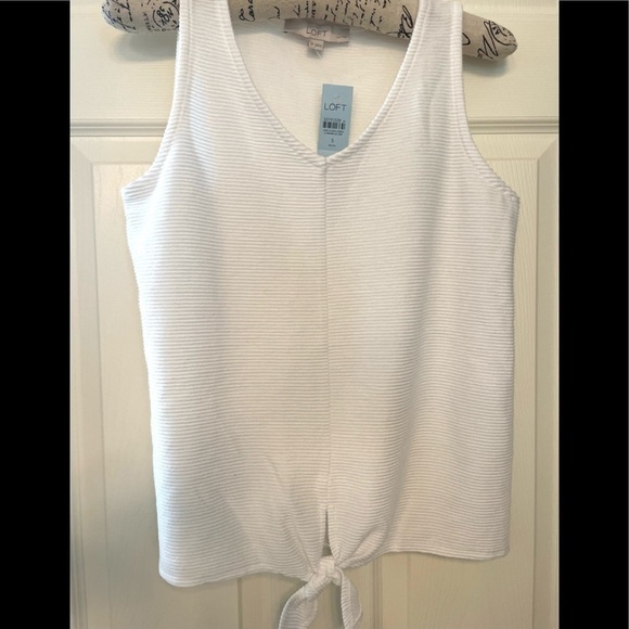 - New - LOFT tie front top - Picture 1 of 4